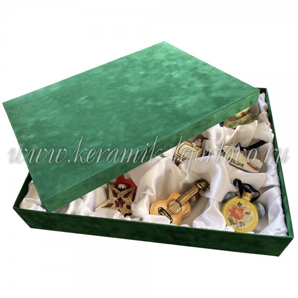 Подарочный набор из 12 шт. мини-штофов (цветной с золотом, коробка флок)